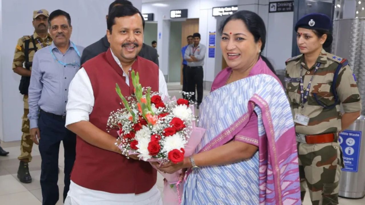 नितिन नवीन का राज्यसभा जीत के बाद दिल्ली एयरपोर्ट पर भव्य और गर्मजोशी भरा स्वागत