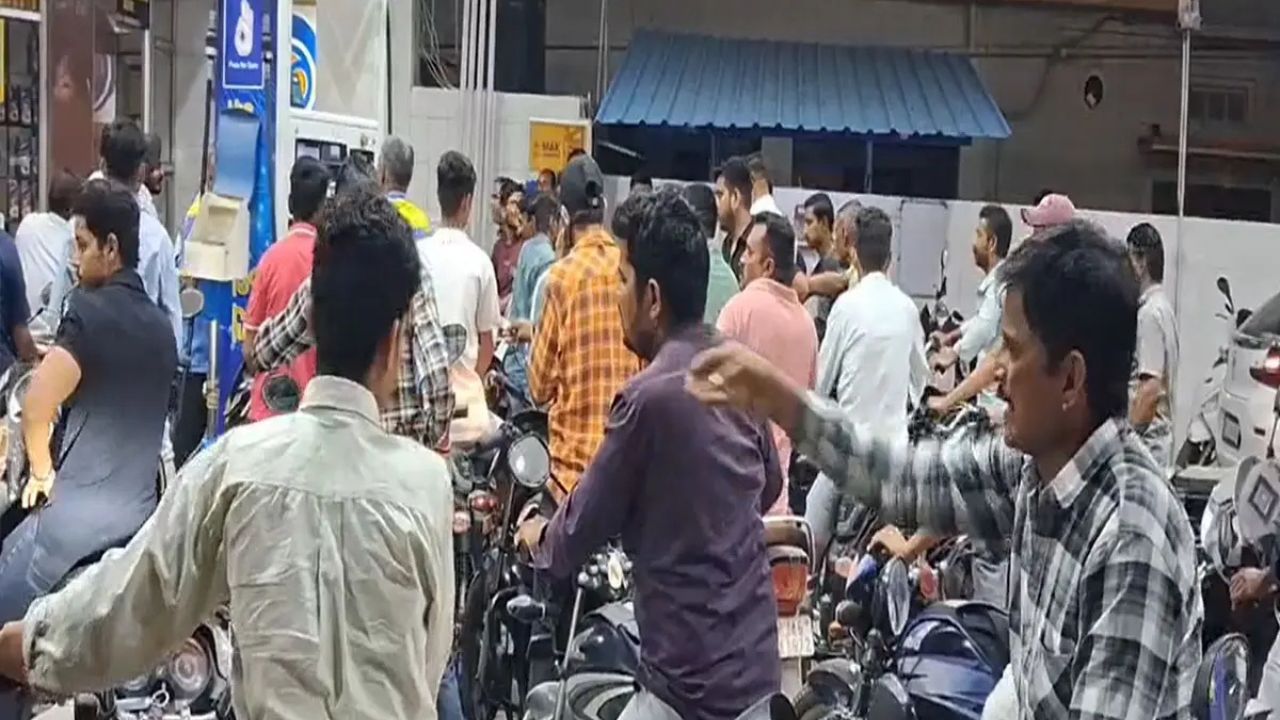 पेट्रोल पंप अफवाहों का कहर: जालोर में झगड़े और मोटरसाइकिल गिरने की घटना