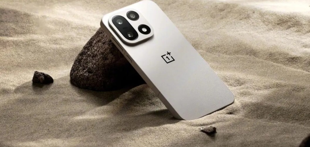 OnePlus 15 पर जबरदस्त कटौती! 50MP ट्रिपल कैमरा वाला फ्लैगशिप अब सस्ते में