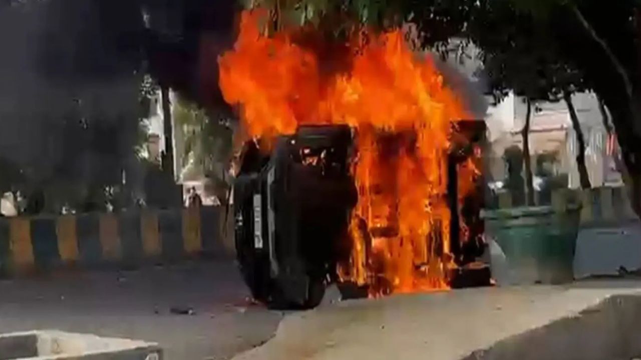 मजदूर आंदोलन या साजिश नोएडा हिंसा की जांच में बड़ा ट्विस्ट सामने आया